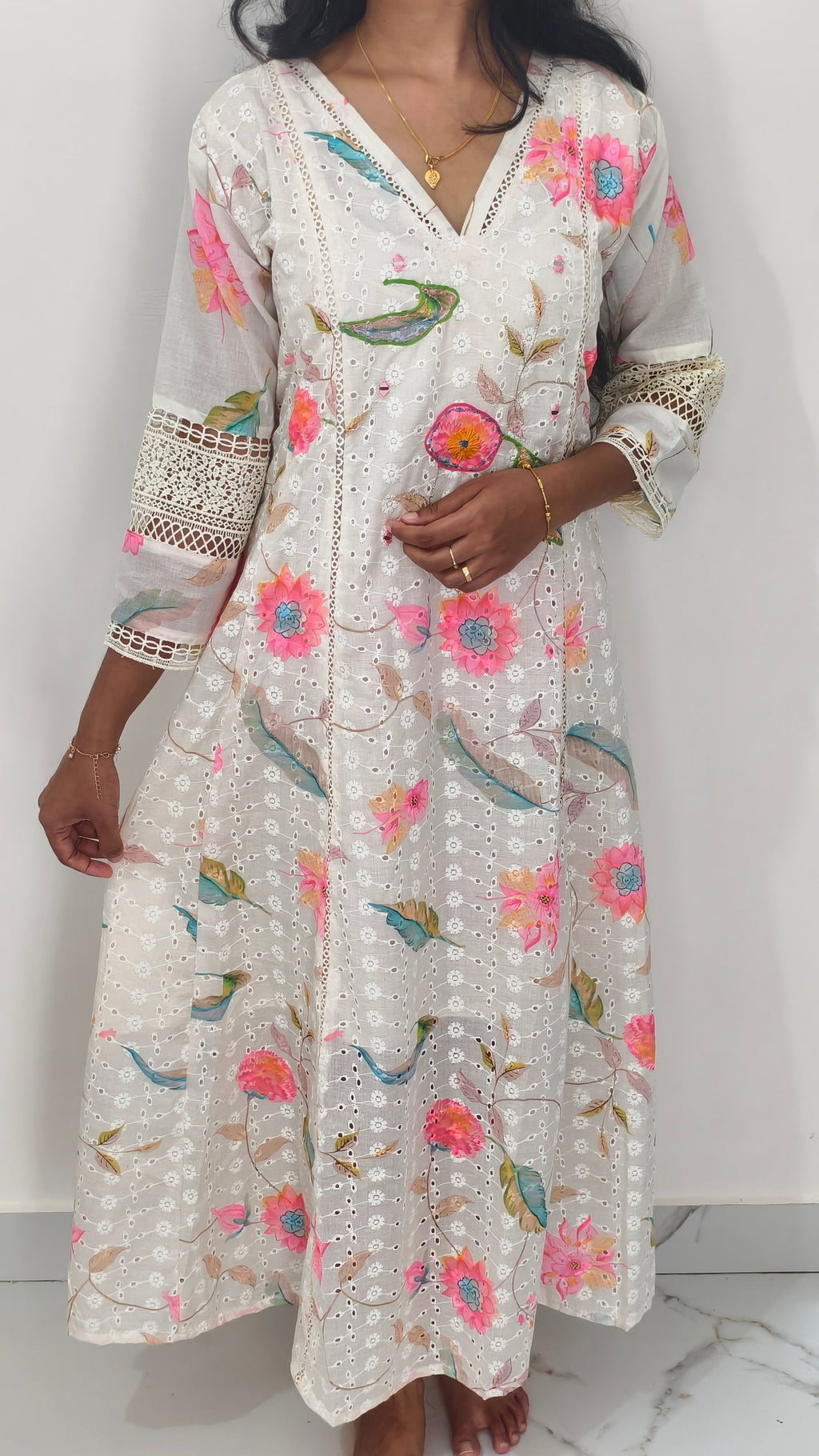 Anjanam Madhulika – White Multicolour Floral Long Kurti