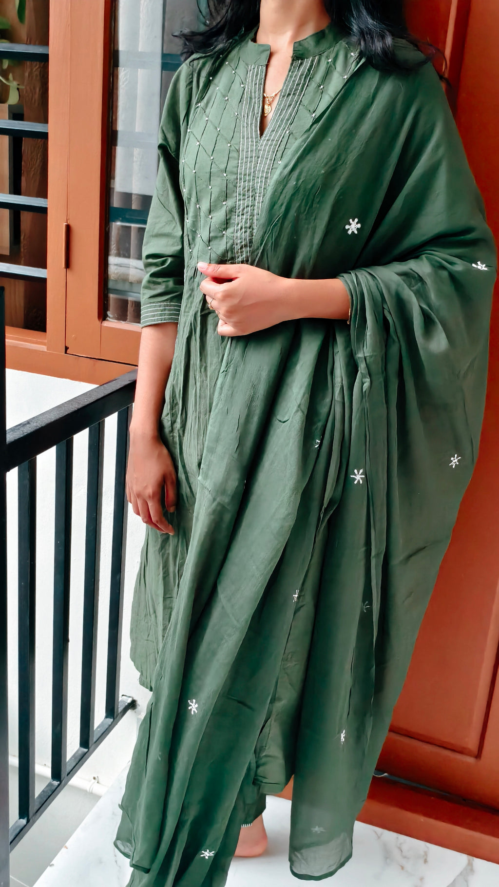 Anjanam Leaf Grace – Dark Green Jaipur Cotton Churidar Set for Women